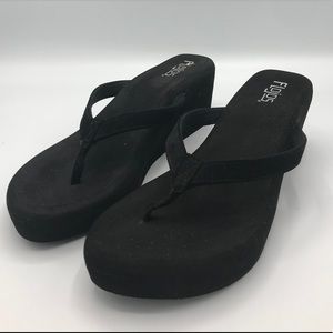 Black Wedge Flojos Flip-Flop